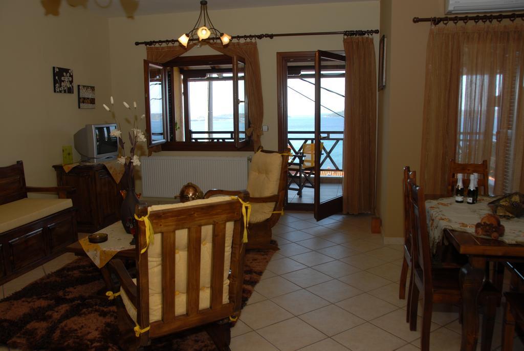 Dione Apartments Ouranoupoli Rom bilde